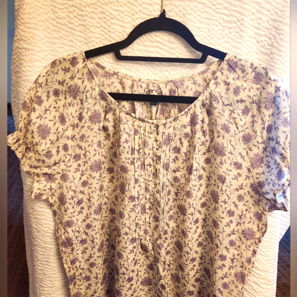 Blue Mountain Short Sleeve Blouse